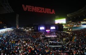 Maduro: «¡Felicito a la Gran Misión Viva Venezuela, Mi Patria Querida!»