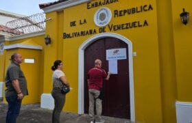 Venezolanos comenzaron a votar en Nicaragua para elegir Presidente