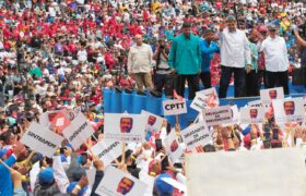 Presidente Maduro anuncia Mesa de trabajo para debatir temas centrales de clase obrera