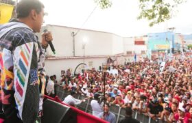Presidente Maduro:  La oposición representa la guerra, la guarimba, el colonialismo y la entrega del país