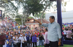 Presidente Maduro ordena acelerar jornadas para abuelos y abuelos