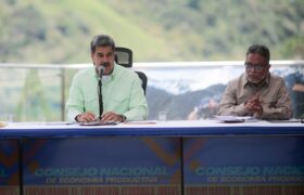 Presidente Maduro: «Venezuela se va a autoconstruir en lo económico»