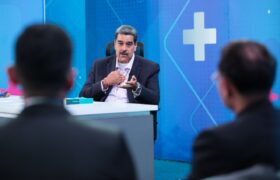 Presidente Maduro aprobó más de 5 millones de euros para atender Iglesias católicas y evangélicas