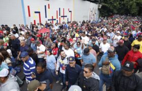 Ministra Gabriela Jiménez Ramírez invita al pueblo a rechazar la violencia promovida por extremistas
