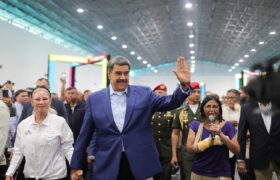 Presidente Nicolás Maduro: Fórmulas fracasadas del FMI no son alternativa para Venezuela