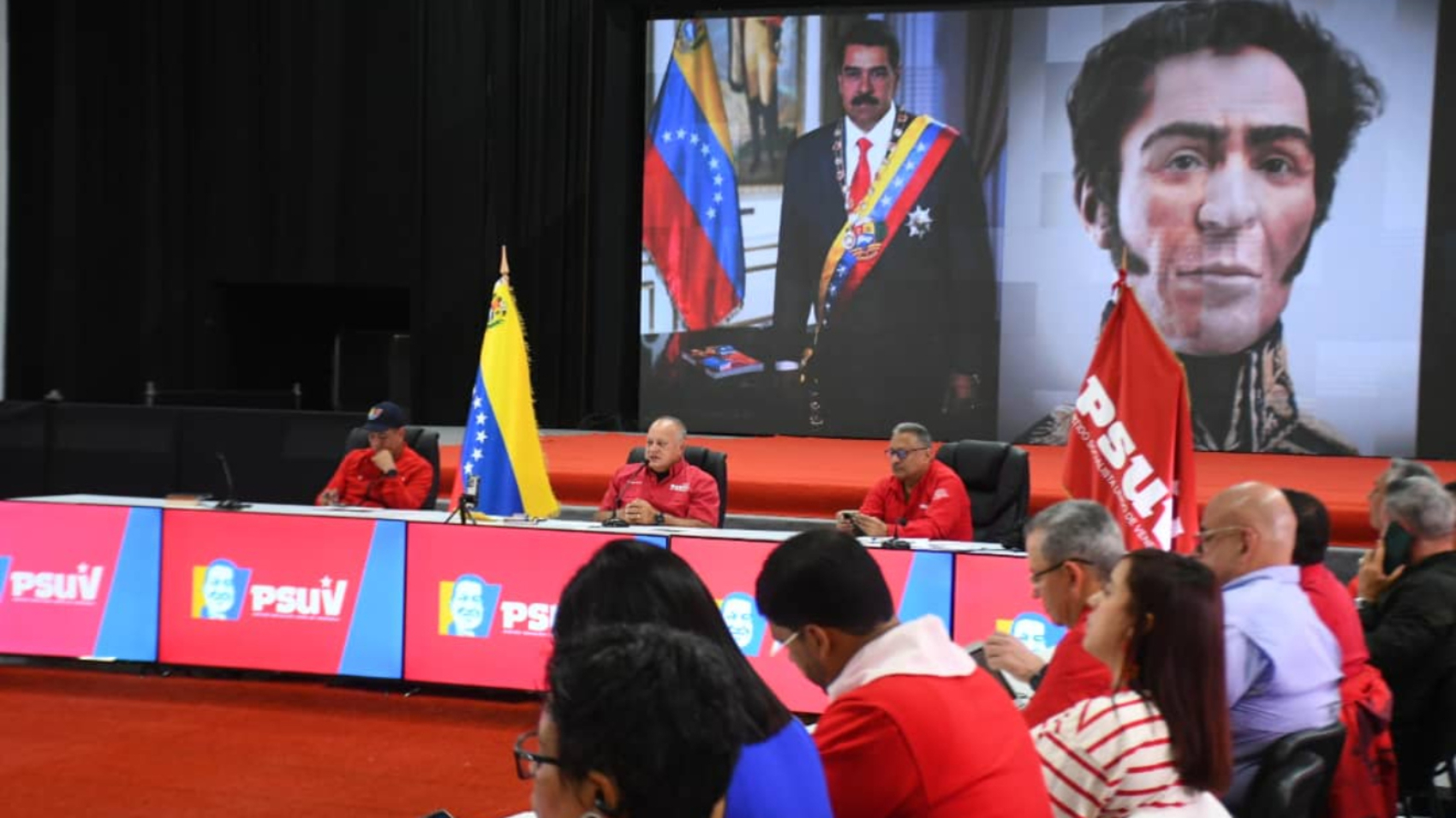 PSUV-APOYO-MADURO-VENEZUELA
