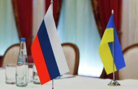Un diputado japonés ve absurdo abordar la crisis ucraniana confiando solo en la posición de Kiev