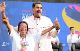 Presidente Maduro anuncia planes turísticos a Canaima y Mochima para abuelos y abuelas