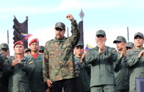 Presidente Maduro: «Venezuela tiene militares patriotas para defenderla»