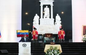 Presidente Maduro: Ingreso de Cristóbal Mendoza al Panteón es un acto de unión nacional