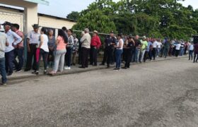 Venezolanos realizan fiesta democrática con Simulacro Electoral