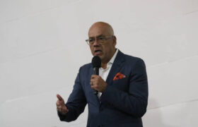 Diputado Jorge Rodríguez: Subasta de Citgo es un vulgar robo de EEUU y el extremismo