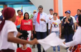Maduro anuncia creación de fondo de apoyo y estabilización de los precios del cacao