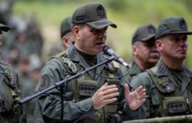 Padrino López ante solicitud de intervención militar a Venezuela de Uribe y Duque: ¡No se equivoquen!