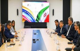 Venezuela e Irán revisan cooperación estratégica industrial