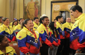 Presidente Maduro condecora atletas que participaron en Juegos Olímpicos y Paralímpicos París 2024