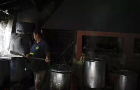 Más de la mitad de los argentinos es pobre: «Es el problema más urgente del país»