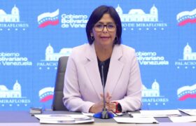 Vicepresidenta de Venezuela llega a Rusia para acudir a un foro de energía