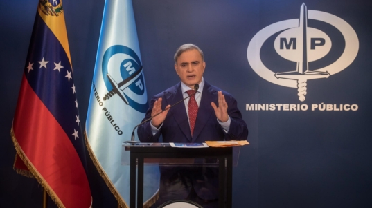 Fotografía de archivo, tomada el pasado 26 de enero, en la que se registró al fiscal general de Venezuela, Tarek William Saab, durante una rueda de prensa, en la sede principal del Ministerio Publico, en Caracas (Venezuela). EFE/Miguel Gutierrez