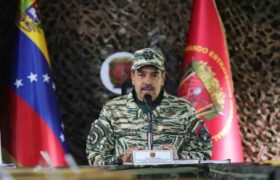 Presidente Maduro condecoró a funcionarios del Ceofanb