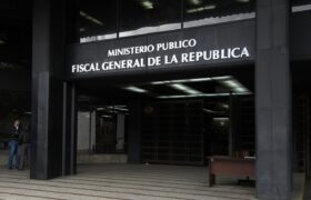 MP abre investigación penal por amenazas de muerte contra fiscal que lleva caso de Edmundo González