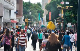 Hinterlaces: Siete de cada 10 venezolanos prefiere cerrar etapa electoral y trabajar juntos por el país