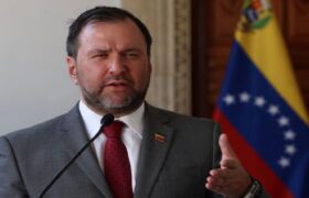 Estado venezolano agradece condena de Irán ante robo de avión por EE.UU.