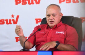 Cabello sobre la salida de Edmundo González de Venezuela: «Si de alguien estaba huyendo era de María Corina»
