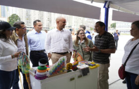 Inician expoferias escolares en todo el país con más de 280 emprendedores