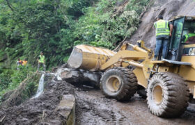 Paso a Choroní afectado por Onda Tropical 34