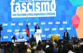 Jorge Rodríguez alertó sobre las RRSS porque «el fascismo recurre a mecanismos de control mental a través de la propaganda»