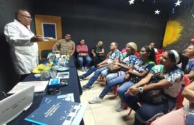 Gobierno Bolivariano entregó kits de ciencias a instituciones educativas del estado Lara