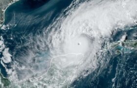 Medios estadounidenses: Huracán Milton se degrada a categoría 3 antes de llegar a las costas de Florida
