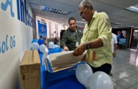 Distribuyen kits de robótica en Infocentros de Bolívar