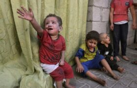 Israel mata en Gaza en un año a más niños, mujeres y periodistas que cualquier otro conflicto reciente