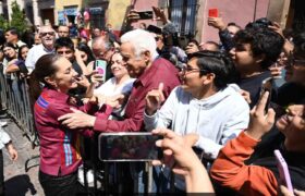 Sheinbaum arranca su Gobierno con una aprobación del 77%
