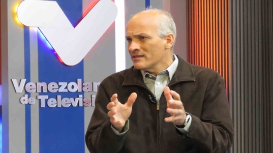 RICARDO MENENDEZ