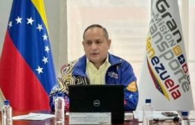 Ministro de Transporte afirma que suspensión de vuelos representa una medida de seguridad