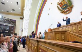 Parlamento juramentó al Comité de Postulaciones que designará nuevas autoridades del Poder Ciudadano