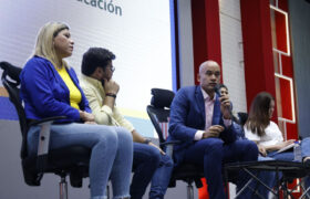 Todo el personal parroquial del Ministerio de Educación vuelve a las aulas de clases