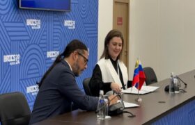 VTV​ y TV BRICS firman memorándum de cooperación en comunicación