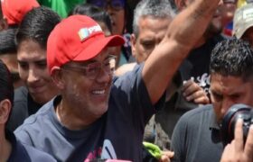 Jorge Rodríguez: «Los descendientes de los genocidas» son incapaces de pedir perdón