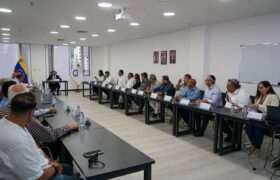 MinIndustrias fomenta el crecimiento de la industria textil en el país