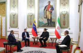 Jefe de Estado recibe al copresidente de la Comisión Mixta de Alto Nivel de Irán