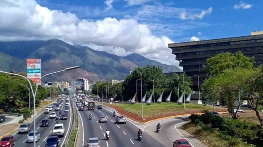 Autopista Gran Caqcique Guaicaipuro