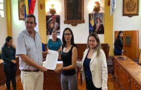 Otorgan financiamiento a proyectos económicos y productivos en Mérida
