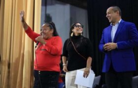 Gobierno anunció sistema de pasaje preferencial para docentes