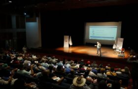 Más de 500 creadores participan en Encuentro de Registro de Propiedad Intelectual