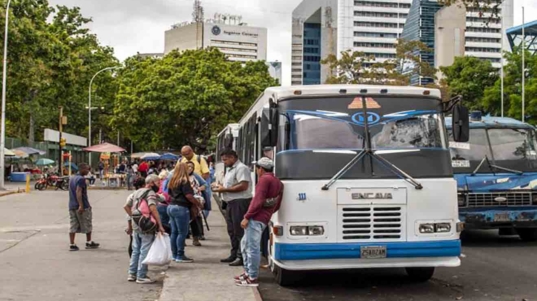 TRANSPORTE PÚBLICO