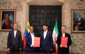 Venezuela e Irán firman acuerdo para fábrica de fibra óptica